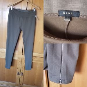 NWT- Womens Pants/legging